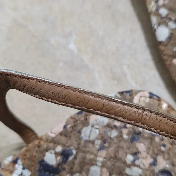 Tory Burch Marion Confetti Quilted T-Strap Sandal, Silver - Picture 7 of 8